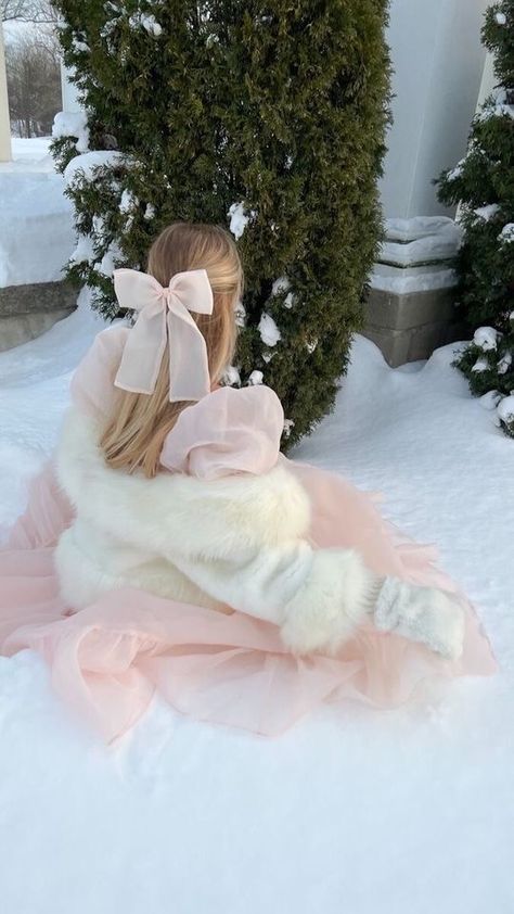 Winter Vacation Outfits, Christmas Fits, Winter Princess, Winter Outfits Aesthetic, Pretty Pink Princess, Pink Xmas, Winter Fairy, Sugar Plum Fairy, Winter Love