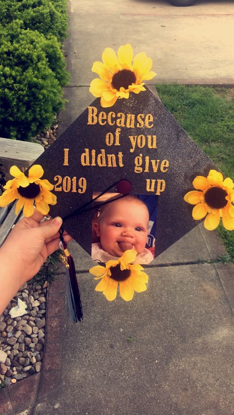 Young momma! Gcu Graduation, It Graduation Cap, Graduation Cap Decoration Diy, Cap Decoration, Cap Ideas, Gods Love Quotes, Graduation Caps, Graduation Cap Decoration, Cap Decorations