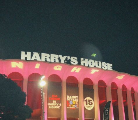 Harry Styles | Love on Tour | Los Angeles | Kia Forum | Harry’s House | Harry Styles Aesthetic Harry's House, Harry Styles Aesthetic, Concert Aesthetic, Harry Styles Photos, Mr Style, Harry Styles Love On Tour, Harry Edward Styles, Edward Styles, Love On Tour