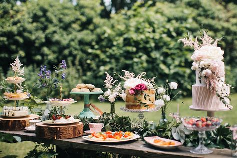 Afternoon Tea Wedding Ideas, Garden Tea Wedding Reception, Wedding Afternoon Tea Ideas, English Tea Wedding, High Tea Wedding Reception, Outdoor Afternoon Tea, Afternoon Tea Wedding Reception, Woodland Reception, Afternoon Wedding Reception