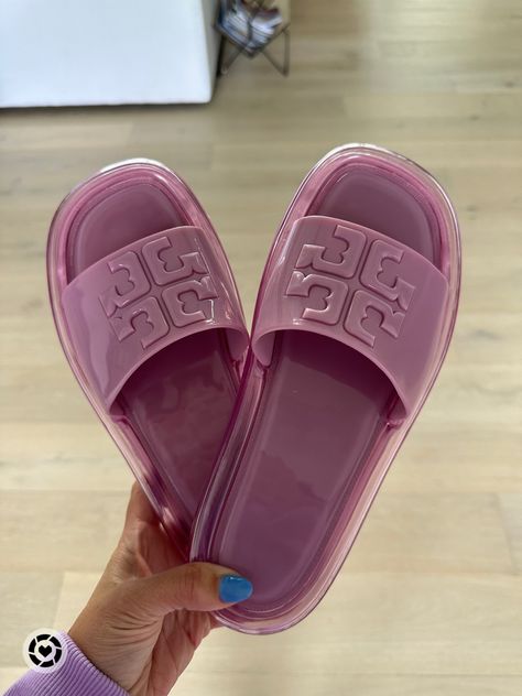 Girly Slippers, Faux Locs Marley Hair, Pink Everything, Slides Outfit, Cute Slides, Bling Sandals, Designer Slides, Pretty Sandals, Trendy Shoes Sneakers