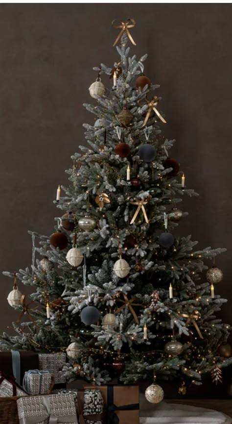 Natural Colors Christmas Tree, Brown And Gray Christmas Tree, Black And Rust Christmas Tree, Green And Tan Christmas Tree, Mauve And Navy Christmas Tree, Black And Nude Christmas Tree, Brown Black Christmas Tree, Blue Brown Cream Christmas Tree, Christmas Tree Decor Traditional