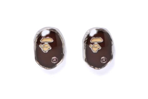 BAPE Expands Its Accessories Line With a Set of Ape Head-Shaped Earrings Kim Kardashian Yeezy, Bape Ape, Yeezy Season 6, Cute Bralettes, Kanye West And Kim, Yeezy Season, Crystal Logo, Converse One Star, Next Fashion