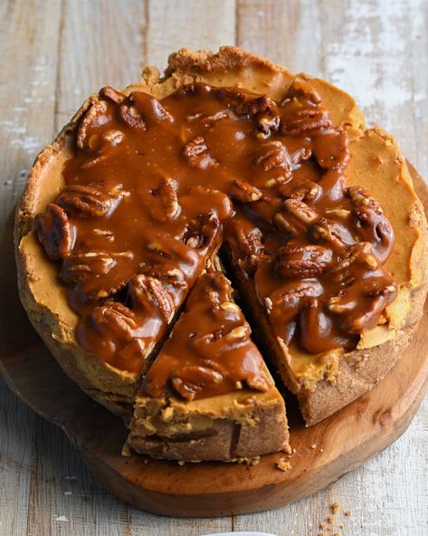 Amazing Cheesecake, Pumpkin Spice Pecans, Spice Cheesecake, Digestive Cookies, Baking Lessons, Pumpkin Spice Cheesecake, Pecan Cheesecake, Pumpkin Pecan Pie, Pumpkin Cheesecake Recipes