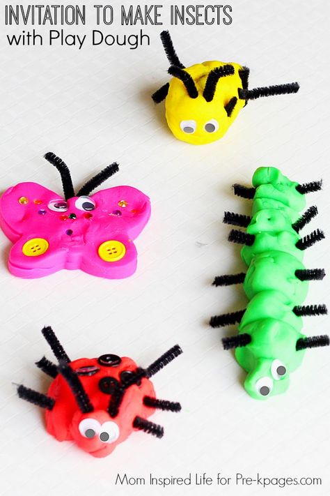 Making Insects with Play Dough for learning and fun in preschool and kindergarten! Practice fine motor skills and science with this fun activity! Playdoh Ideas, Bug Activities, Insects Preschool, Bugs Preschool, Insect Activities, Insects Theme, Playdough Activities, Bug Crafts, Spring Preschool