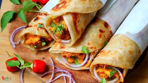 Paneer Kathi Roll, Indian Chicken Dishes, Rolled Chicken Recipes, Chicken Roll, Recipe Indian, Egg Roll Recipes, Chicken Rolls, Spicy Snacks, Roll Recipe