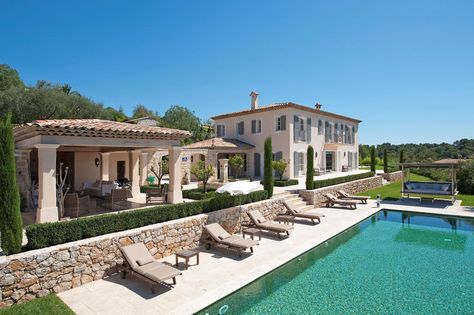 This beautiful house is situated in the South of France France House Exterior, South Of France House, Tuscan Style Architecture, Manor Exterior, Mougins France, France House, Lodge Design, France Country, Spanish Style Homes