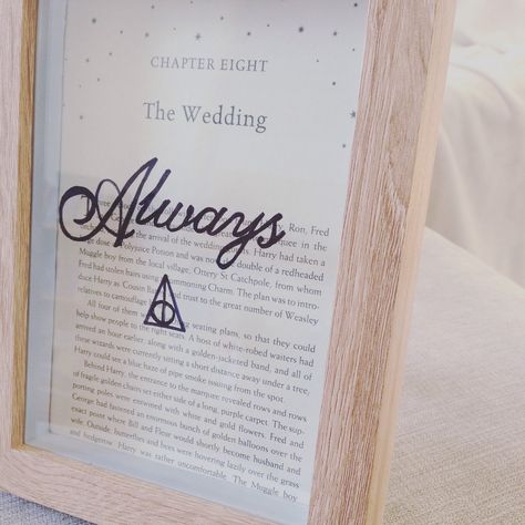 Harry Potter Wedding Gifts, Harry Potter Bridal Shower, The Cursed Child, Harry Potter Etsy, Harry Potter Wedding Theme, Harry Potter Quiz, Harry Potter Wizard, Engagement Party Gifts, Diy Wedding Gifts