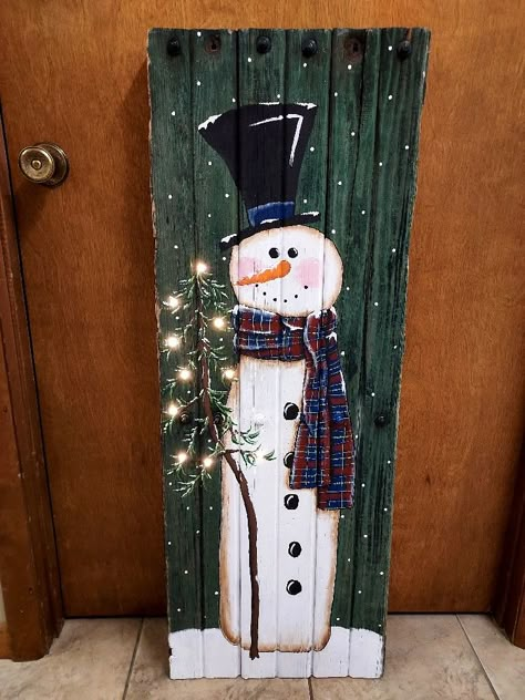 Outdoor Snowman Diy Wood Crafts, Snowman Porch Leaner Diy, Porch Signs Diy, Looking At Stars, Outdoor Snowman, Painted Porch, Porch Leaners, Signs Diy, Diy Snowman