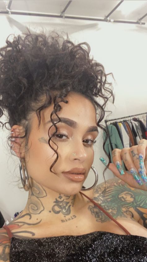 Kehlani Aesthetic, Kehlani Wallpaper, Alt Makeup Looks, Kehlani Parrish, Alt Makeup, Kehlani, Woman Crush, Ponytail Hairstyles, Celebrity Crush