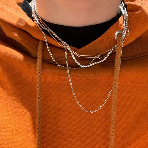 JUSTINE CLENQUET on Instagram: “We created a special set for Isetan pop up store, come to discover the Naomi necklace until December 17th. Hurry up only few left 🧡…” Naomi Necklace, Justine Clenquet, Pop Up Store, Pop Up, Chain Necklace, Chain, On Instagram, Instagram