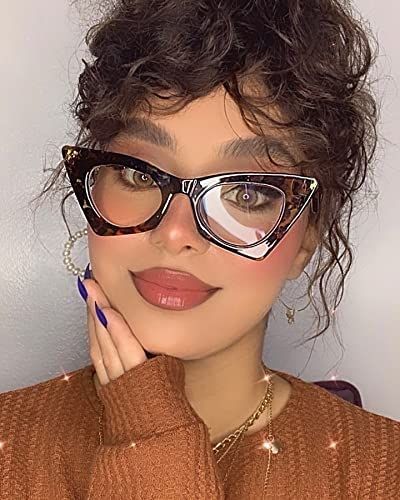 Bad Eyesight, Face Jewelry, Trendy Eyewear, Glasses Makeup, Stylish Eyeglasses, Face Jewellery, Cool Glasses, Glasses For Women, Eye Wear