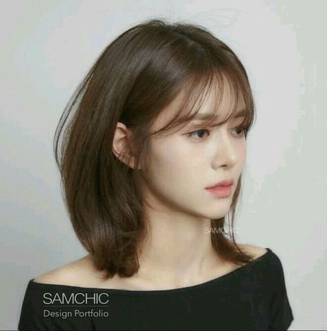 Hair Style Korea, Asian Short Hair, Hair Inspiration Short, Shot Hair Styles, Haircuts For Medium Hair, Haircuts Straight Hair, Summer Hair Color, Short Hair Haircuts, Short Hair Styles Easy