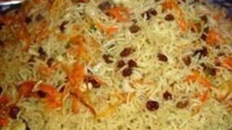 Afghan Rice, Afghanistan Food, Arabisk Mad, Afghan Food Recipes, Pulao Recipe, Rice Pilaf, Persian Food, Food Tasting, Basmati Rice