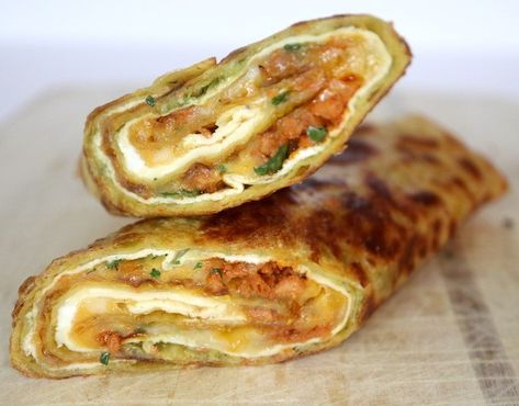 Easy Tortilla-Egg Roll-Ups Omelette Roll Up, Tortilla Egg Rolls, Breakfast Roll Ups Tortilla, Recipe Using Tortillas, Egg Tortilla, Grill Breakfast, Breakfast Tortilla, Tortilla Rolls, Roll Ups Recipes