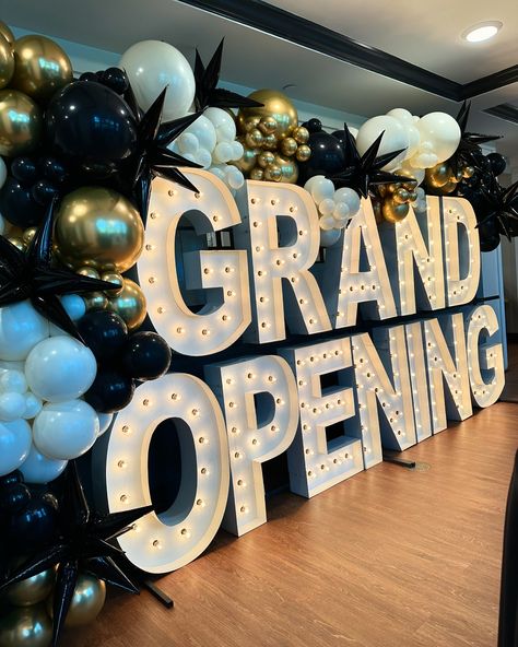 The grand opening of Highpoint at Fort Mill was absolutely beautiful! We were happy to be part of this special event and collaborate with @alphalitcharlotte 🎊 #grandopening #corporateevents #balloons #balloongarland #marquee #marqueeletters #cltvendors #clteventplanner #charlotteeventplanner #charlotteballoonstylist #charlotteballoons #cltballoons 2025 Manifestation, Marquee Letters, Manifestation Board, Balloon Garland, Grand Opening, Event Planner, Corporate Events, Special Event, Special Events