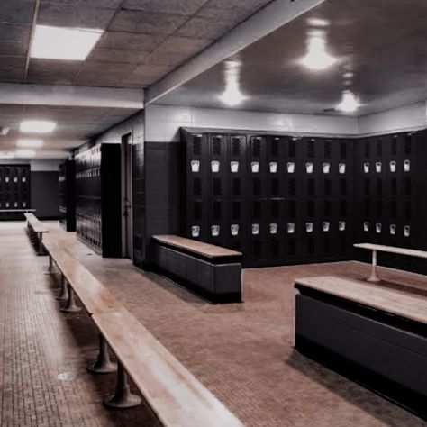 College Locker Room, School College Aesthetic, Boarding School Aesthetic, School Building Design, Theme Soft, Aesthetic Dream, Edits Aesthetic, School Interior, College Aesthetic