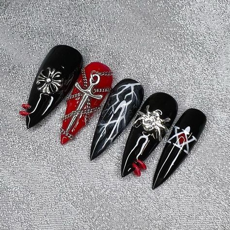 Phantom Troupe Nails, Anime Press On Nails, Misa Amane Nails, Nail Designs Anime, Hunter X Hunter Nails, Hxh Nails, Om Nails, Gothic Nails, Anime Nails