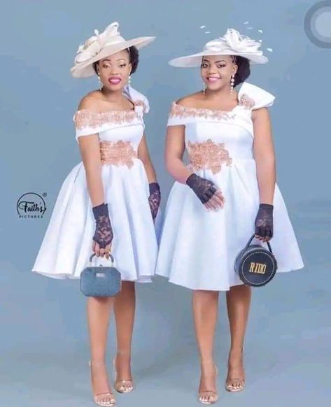 Short African Dresses Classy, Shweshwe Wedding Dresses, Mermaid Long Bridesmaid Dresses, African Bridal Dress, Short Wedding Gowns, Civil Wedding Dresses, African Dresses For Kids, Lace Gown Styles, Classy Wedding Dress