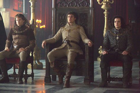 The three sons of Hvete, Sir Agmundr, Lord Alsanvair, and Lord Tornette, during the downfall of King Mirain and The Aurlewod Dynasty The White Queen Starz, Anne Neville, Aneurin Barnard, Edward Iv, Max Irons, Elizabeth Woodville, Spanish Princess, The White Queen, The White Princess