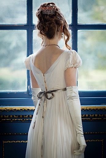 Ships in the Night Richard Jenkins Photography, Vintage Aesthetic Outfits, Indie Outfits Aesthetic, Richard Jenkins, New Halloween Costumes, Regency Era Fashion, Regency Dress, Regency Fashion, Aesthetic Dress