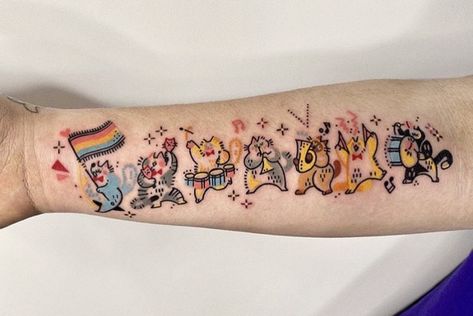 Kitty Tattoos, Colorful Tattoo, Tattoo Mini, Funky Tattoos, Cat Tattoos, Cat Tattoo Designs, Cute Little Tattoos, Tatuaje A Color, Dream Tattoos