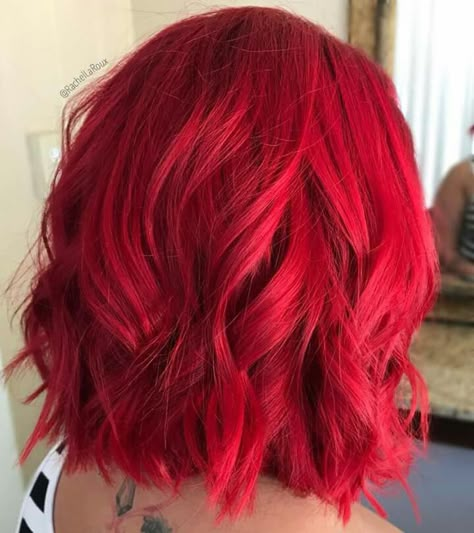 Bright Red Hair Color Short, Bright Red Short Hair, Red Hair Ideas For Short Hair, Bright Red Hair Color, Hair Color Red, Dark Red Hair Color, Short Red Hair, Red Hair Inspo, Dark Red Hair