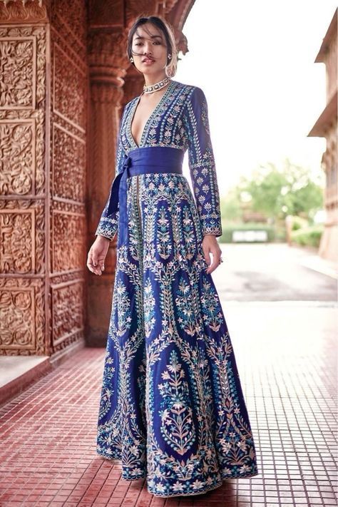 Exclusive Gowns, Trendy Outfits Indian, Anita Dongre, Traditional Indian Dress, Indian Dresses Traditional, Salwar Kamiz, Traditional Indian Outfits, Designer Party Wear Dresses, Designer Dresses Casual