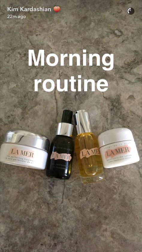 Kardashian Makeup, Kim Kardashian Makeup, Morning Skincare Routine, Skin Care Masks, Routine Skin, Kim Kardashian West, Morning Skincare, Moisturizer For Oily Skin, Morning Skin Care Routine