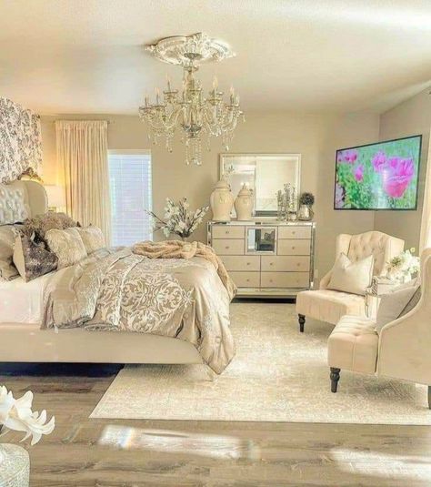 Luxury Room Bedroom, Glam Bedroom, Bedrooms Decor, Bedroom Wall Colors, Gorgeous Bedrooms, Home Decor Hacks, Elegant Bedroom, Luxury Rooms, Master Bedrooms