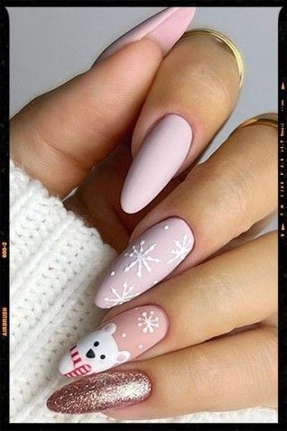 Acrylic Nail Designs Almond Winter, Winter Polar Bear Nails, Winter Nails Polar Bear, Polar Bear Christmas Nails, Polar Bear Nail Designs, Polar Bear Nails Christmas, Christmas Nails Polar Bear, Winter Bear Nails, Snowman Nail Design