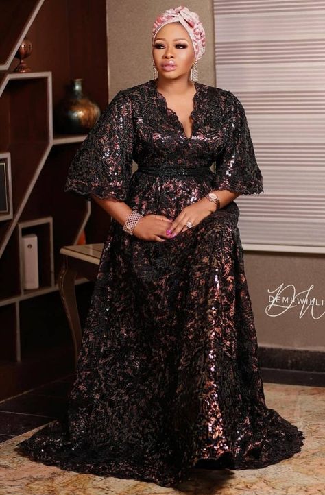 Damask Dress Styles Nigeria 2023, Plus Size Elegant Dresses Classy, Damask Asoebi Styles, Thanksgiving Sunday, African Maxi Dress Ankara, Damask Dress, Nigerian Lace Styles Dress, African Attire Dresses, Nigerian Lace Styles