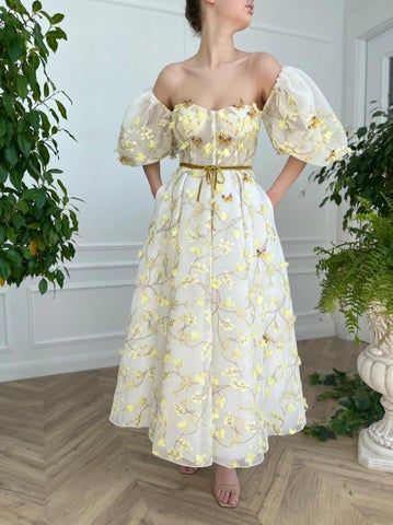 Matoshi Dress, Fairy Gown, Teuta Matoshi, Rose Gown, Beautiful Evening Gowns, Floral Prom Dresses, Most Beautiful Wedding, Most Beautiful Wedding Dresses, Yellow Midi Dress