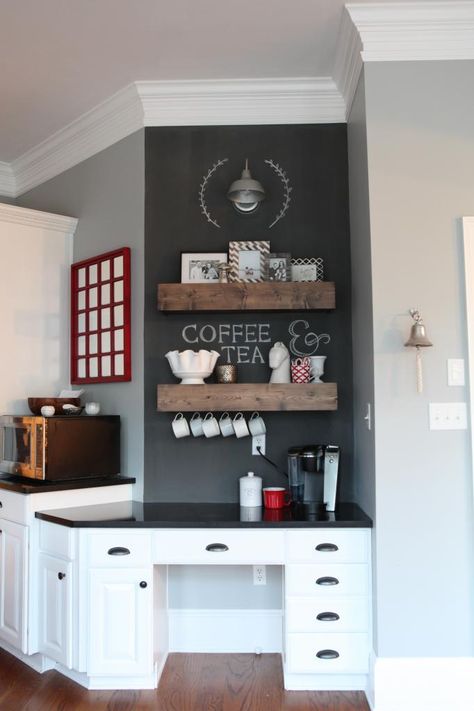 Bar Decor Ideas Home, Diy Coffee Station, Model Dapur, Coffee Station Kitchen, Coffee Bar Station, Diy Coffee Bar, Farmhouse Coffee Bar, Coffee Bar Design, Kitchen Desks