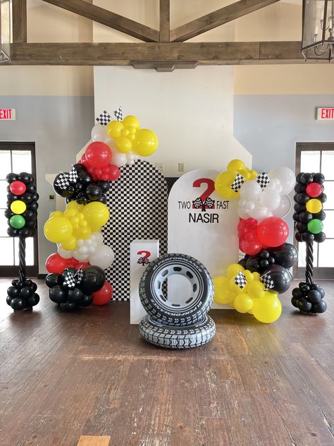 2 Fast Birthday Party Balloons, 2 Fast Birthday Party Theme, Hot Wheels Birthday Balloons, 2 Fast 2 Curious Birthday Decor, 2 Fast 2 Curious Birthday Party, Too Fast Too Curious Birthday, Two Fast Too Curious Birthday, 2 Fast 2 Curious Birthday Cake, Two Fast Two Curious Birthday Party Boy