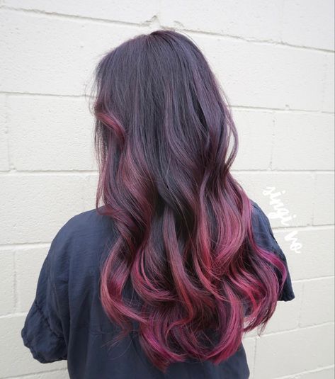 Berry Balayage, Colored Balayage, Subtle Hair Color, Violet Hair Colors, Hair Color Mahogany, Magenta Hair, Short Hair Highlights, Short Ombre Hair, Brown Ombre Hair