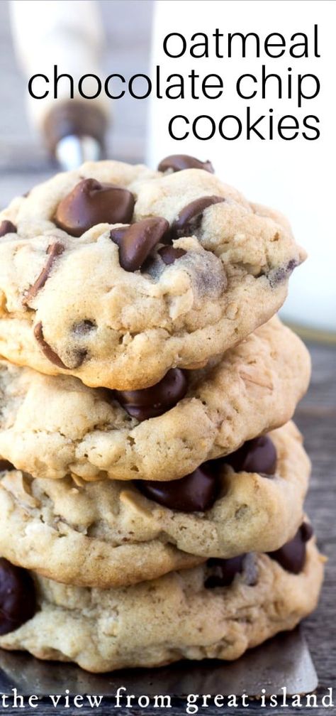 Soft Batch Oatmeal Chocolate Chip Cookies ~ #cookies #dessert #kidsdessert #healthycookiies #oatmealcookies #backtoschool Large Batch Oatmeal, Chocolate Chip Cookies Oatmeal, Chewy Oatmeal Chocolate Chip Cookies, Soft Batch, Cookies Oatmeal, Soft Chocolate Chip Cookies, Oatmeal Chocolate Chip, Kid Desserts, Oatmeal Chocolate