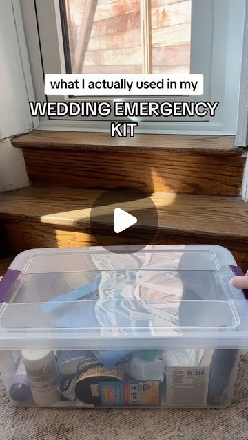 Bridesmaid Emergency Kit Diy Wedding Day, Wedding Day Essentials The Bride, Bride Emergency Kit List, Wedding Emergency Kit List, Emergency Wedding Day Kit, Wedding Day Kit, Bride Emergency Kit, Bridal Emergency Kits, Wedding Emergency Kit