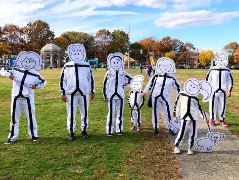 Halloween Costume Large Group, Funny Big Group Halloween Costumes, Big Group Costume Ideas Funny, Nostalgic Group Costumes, Pac Man Costume Diy Group Halloween, Stick Figure Tattoo, Funny Group Photos, Funny Stick Figures, Stick Figure Family