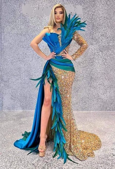 Feather Prom Dresses, Peacock Wedding Dresses, Mermaid Cocktail, Classy Fashion Chic, Pageant Evening Gowns, Peacock Costume, Mermaid High, Feather Gown, Beaded Mermaid