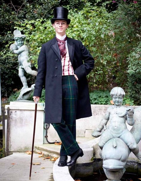 Zack Pinsent, Victorian Mens Fashion, Victorian Mens Clothing, Medieval Men, The Shah Of Iran, Crazy Fashion, Victorian Man, English Gentleman, Regency Romance