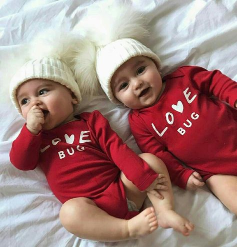 Leonardo Di Silva an arrogant and powerful Italian born American busi… #romance #Romance #amreading #books #wattpad Twin Baby Photos, Twin Baby Boys, Twin Baby Girls, Baby Twins, Cute Babies Photography, Cute Twins, Baby Wallpaper