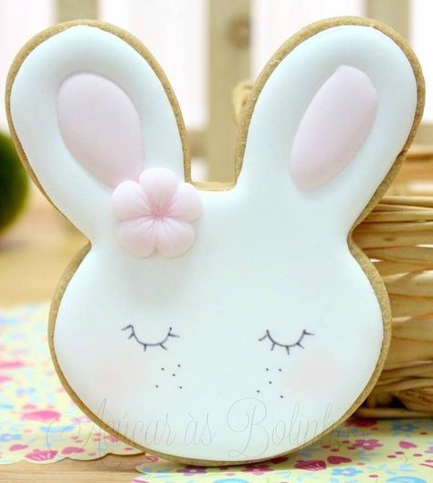 Rabbit Decorated Cookies, Bunny Sugar Cookies, Easter Sugar Cookies Decorated, Desserts Pastry, Easter Bunny Cookies, Cookies Decoradas, Easter Sugar Cookies, Sugar Cookie Icing, Iced Sugar Cookies