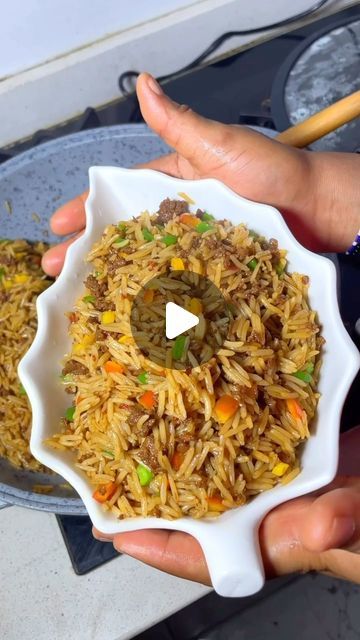 Bell Pepper Rice, Pepper Rice, Yellow Bell Pepper, Dark Soy Sauce, Minced Beef, Dirty Rice, Rice Recipes For Dinner, Yellow Pepper, Oyster Sauce