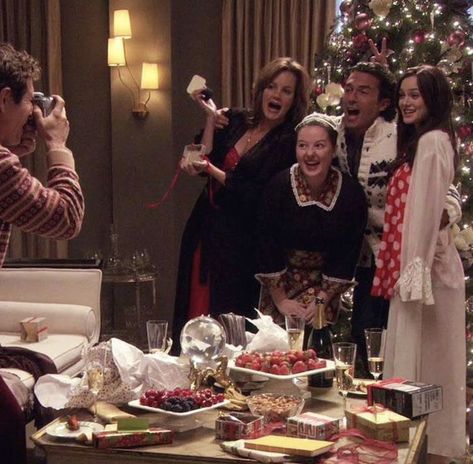 Estilo Blair Waldorf, Blair Waldorf Aesthetic, Gossip Girl Aesthetic, Classy Christmas, Christmas Inspo, Blair Waldorf, Queen B, Christmas Mood, Girls Life