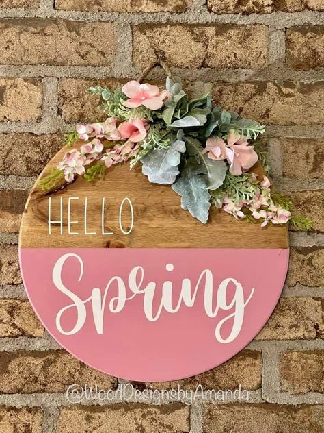 Hello Spring Round Wood Sign, Round Spring Signs, Wooden Rounds Sign, Easter Door Rounds, Spring Welcome Sign Front Door, Diy Spring Signs Wood, Hello Spring Door Hanger, Spring Signs Wooden Diy, Spring Door Signs Diy