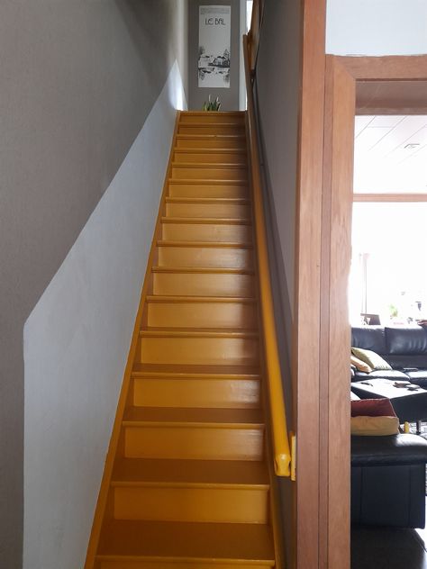 Yellow Painted Stairs, Mustard Stairs, Painted Wooden Stairs, Orange Stairs, Colourful Stairs, Old Wooden Stairs, Painting Wooden Stairs, Yellow Staircase, Bedroom Loft Ideas