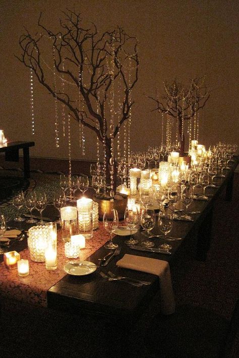 Hanging Crystals Wedding, Tree Branch Centerpieces, Cheap Wedding Table Centerpieces, Garden Gala, Crystal Trees, Branch Centerpieces, Expensive Flowers, Crystal Vases, Wedding Motifs