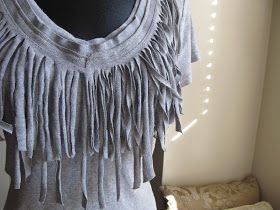 WobiSobi: Fringe Tee DIY Fringe Tshirt Diy, Western Fringe Shirt, T Shirt Remake, Tee Shirts Diy, Distressed Tshirt Diy, Bell Bottom Jeans Outfit, T Shirt Weaving, Old Tee Shirts, Fringe Tee