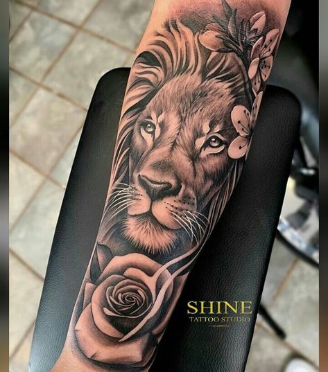 Lion King Decorations, Lion Tattoo With Flowers, Lion Paintings, Lions Tattoo, Female Lion Tattoo, Lion Nursery Art, Wrist Tattoos Girls, Lion Decor, Lion Canvas Art